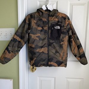 Boys reversible north face winter jacket
